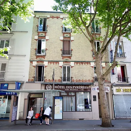 Des Pyrénées Hotel *