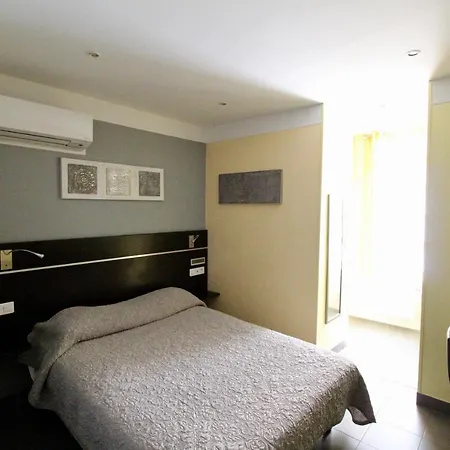 Des Pyrénées Hotel Parigi