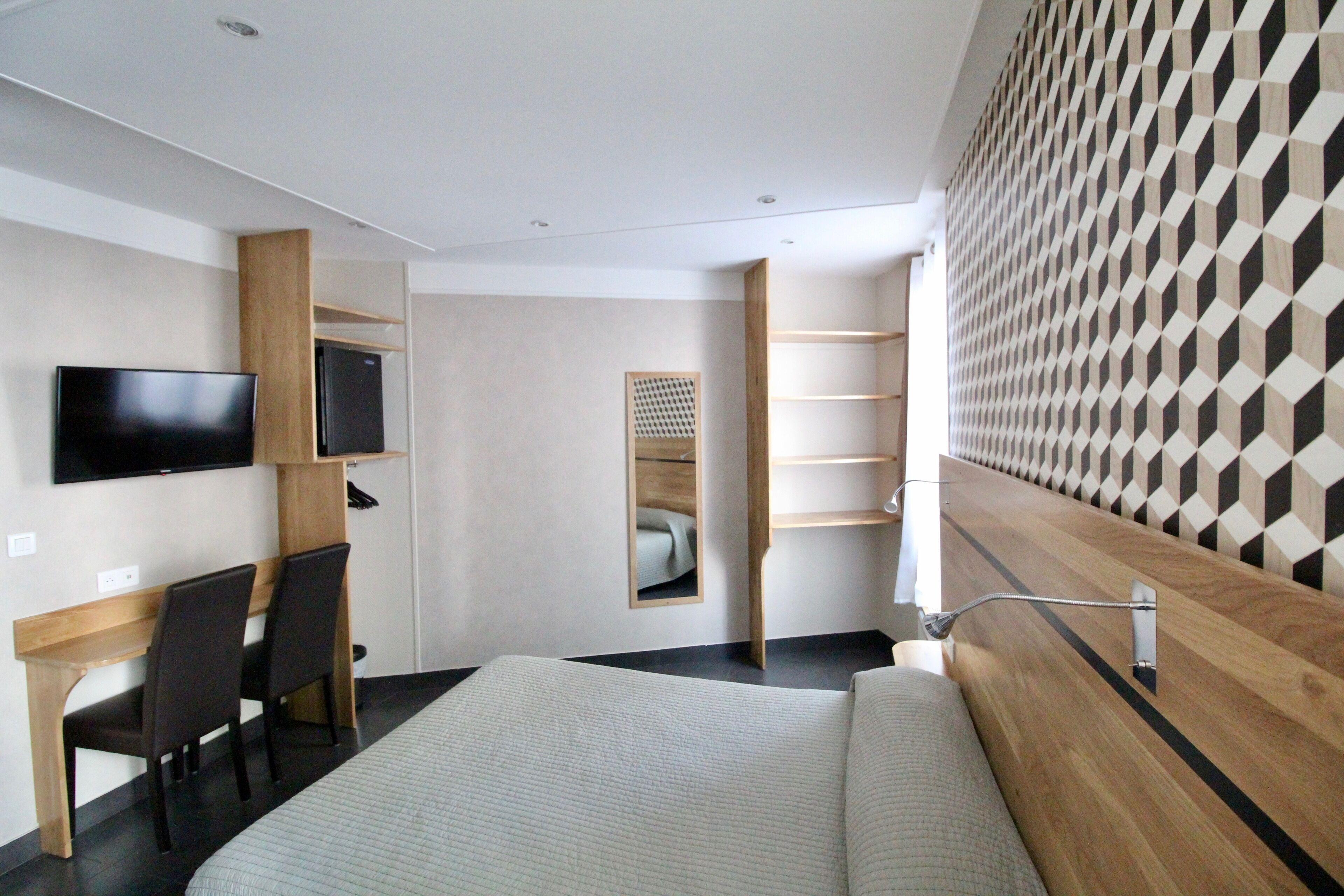 Des Pyrenees Hotel Paris