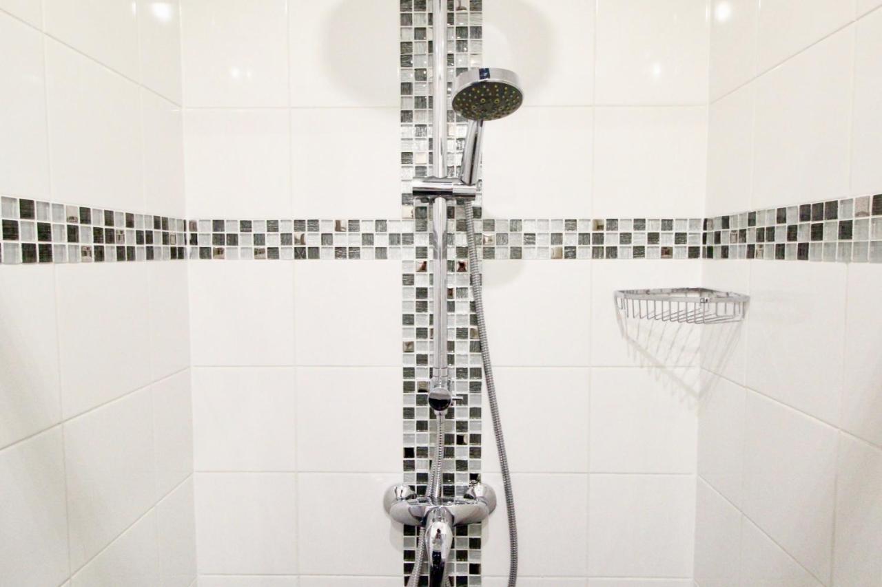 Des Pyrenees Hotel Paris